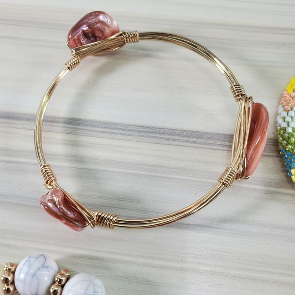 Bundle of Bracelets Beaded Shell Faux Pearl Coral Pink Orange Stretch Japan - Picture 6 of 11